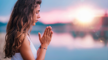 Qué es la meditación trascendental