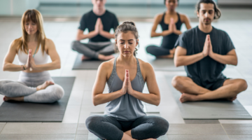 10 Días de Silencio: ¿Qué Esperar en un Retiro de Meditación Vipassana? 6 retiro Vipassana